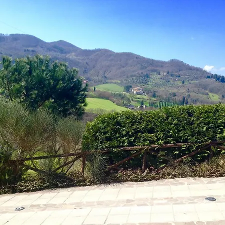 Pino Del Capitano 3* Dicomano